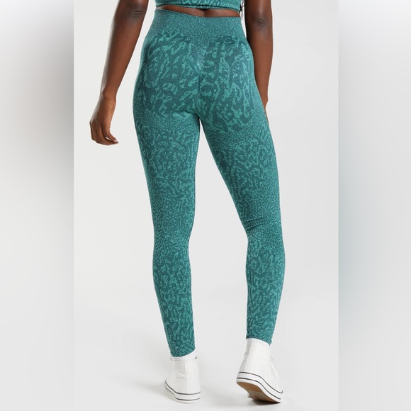 Gymshark Adapts Animal Seamless leggings - Picture 2 of 4